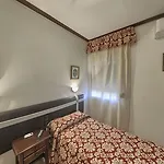 Palomas Hotel *