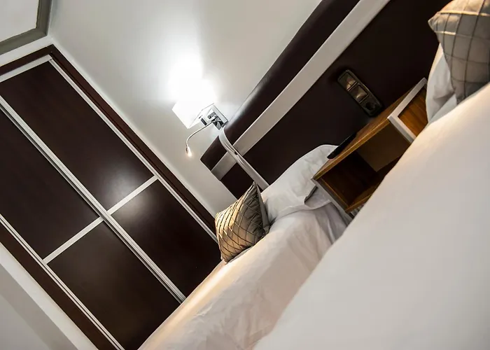 Palomas Hotel Lucena
