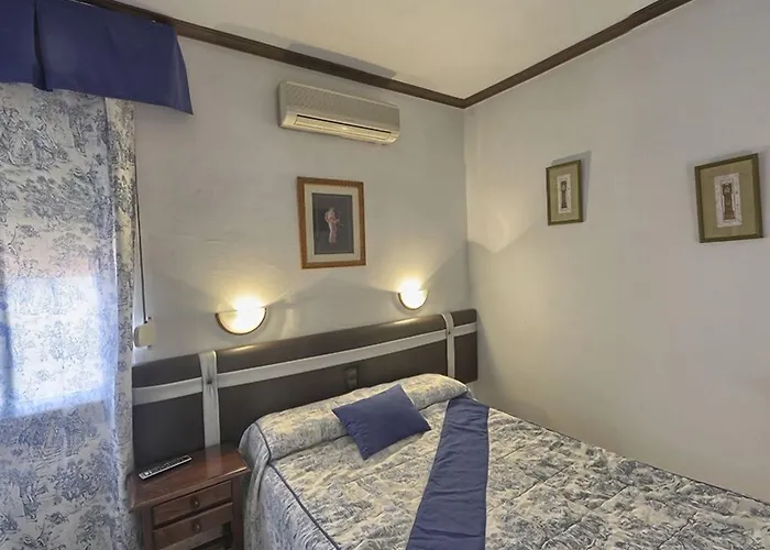 Palomas Hotel Lucena