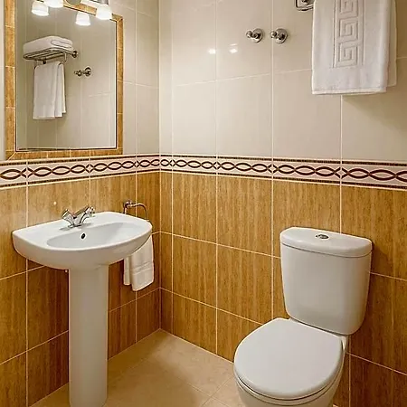 Hotel Palomas *