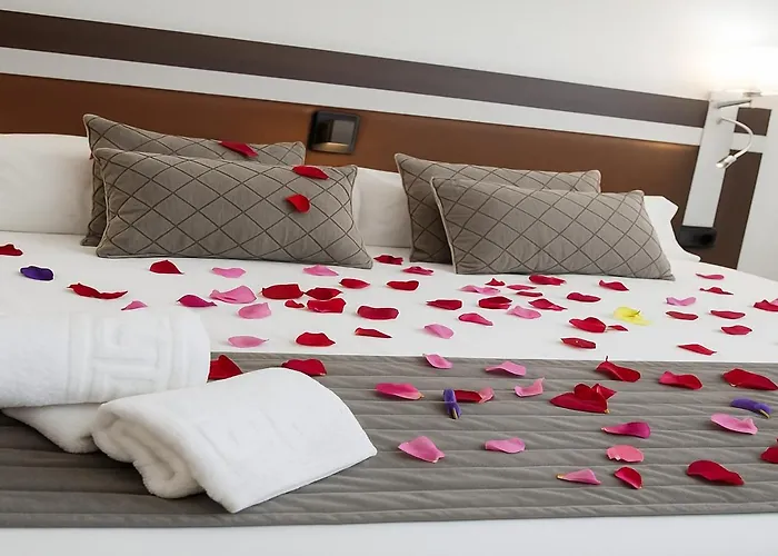 Palomas Hotel Lucena